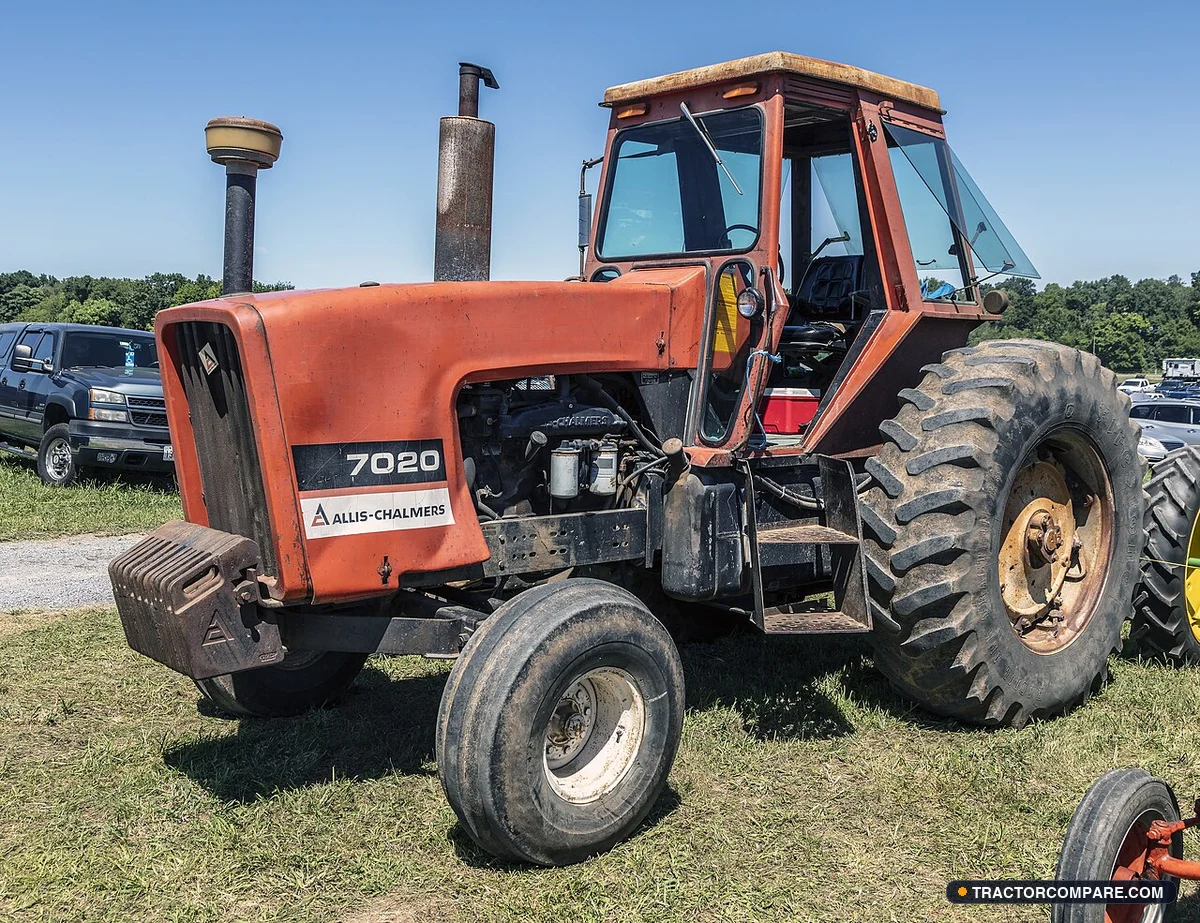 Allis Chalmers 7020