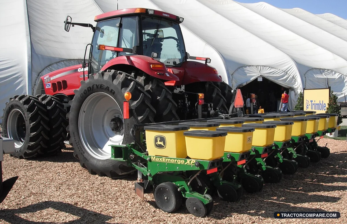 CaseIH Magnum 335 (2007–2011)