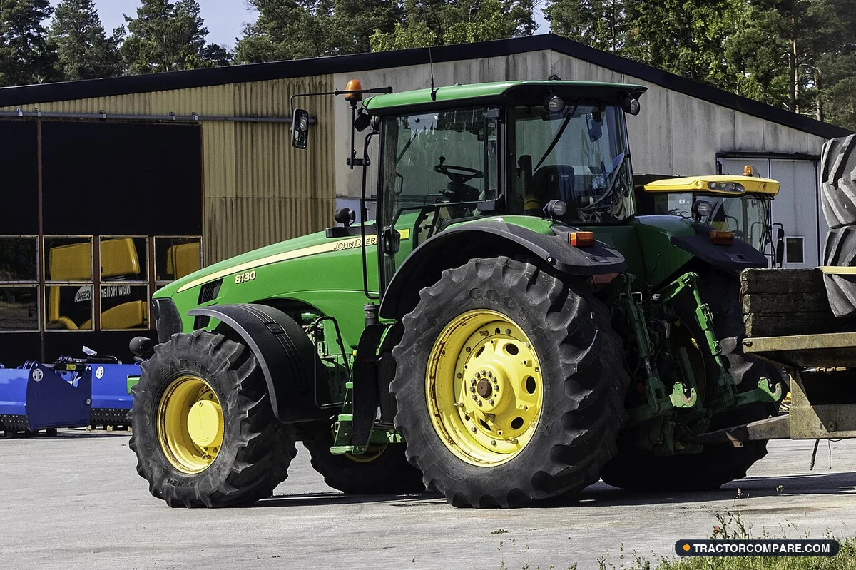 Deere 8130