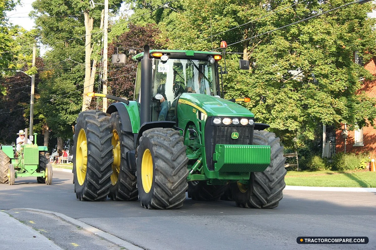 Deere 8230
