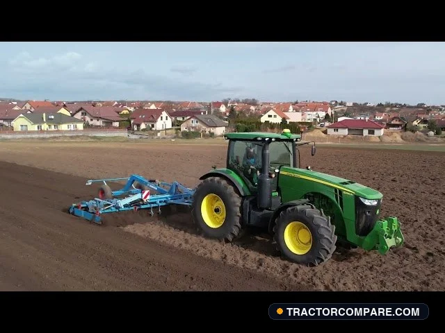Deere 8285R