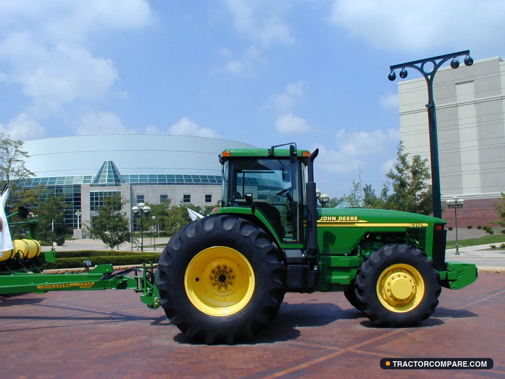 Deere 8310