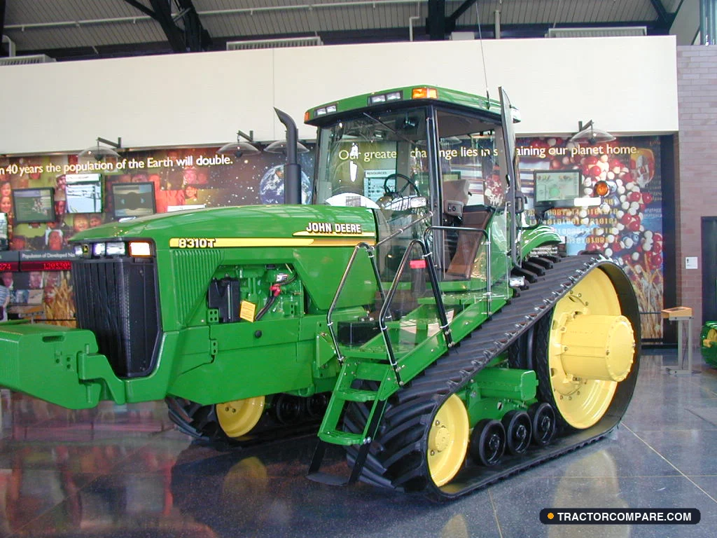 Deere 8310T