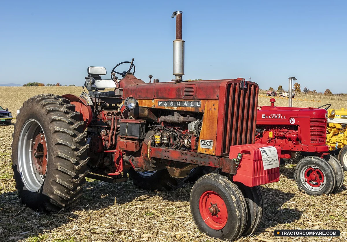 International Harvester 806