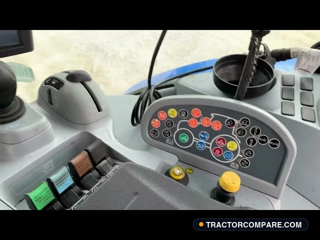 New Holland T8.320
