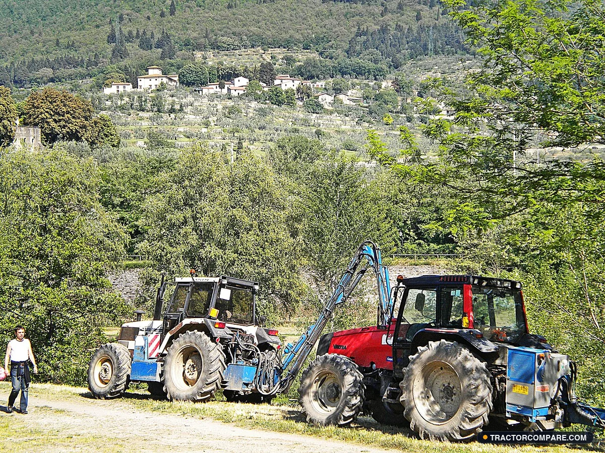 Valtra S230
